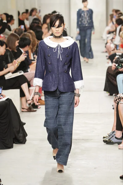 Look 26